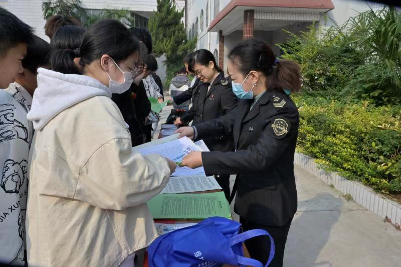 图片18.png 图片18.png