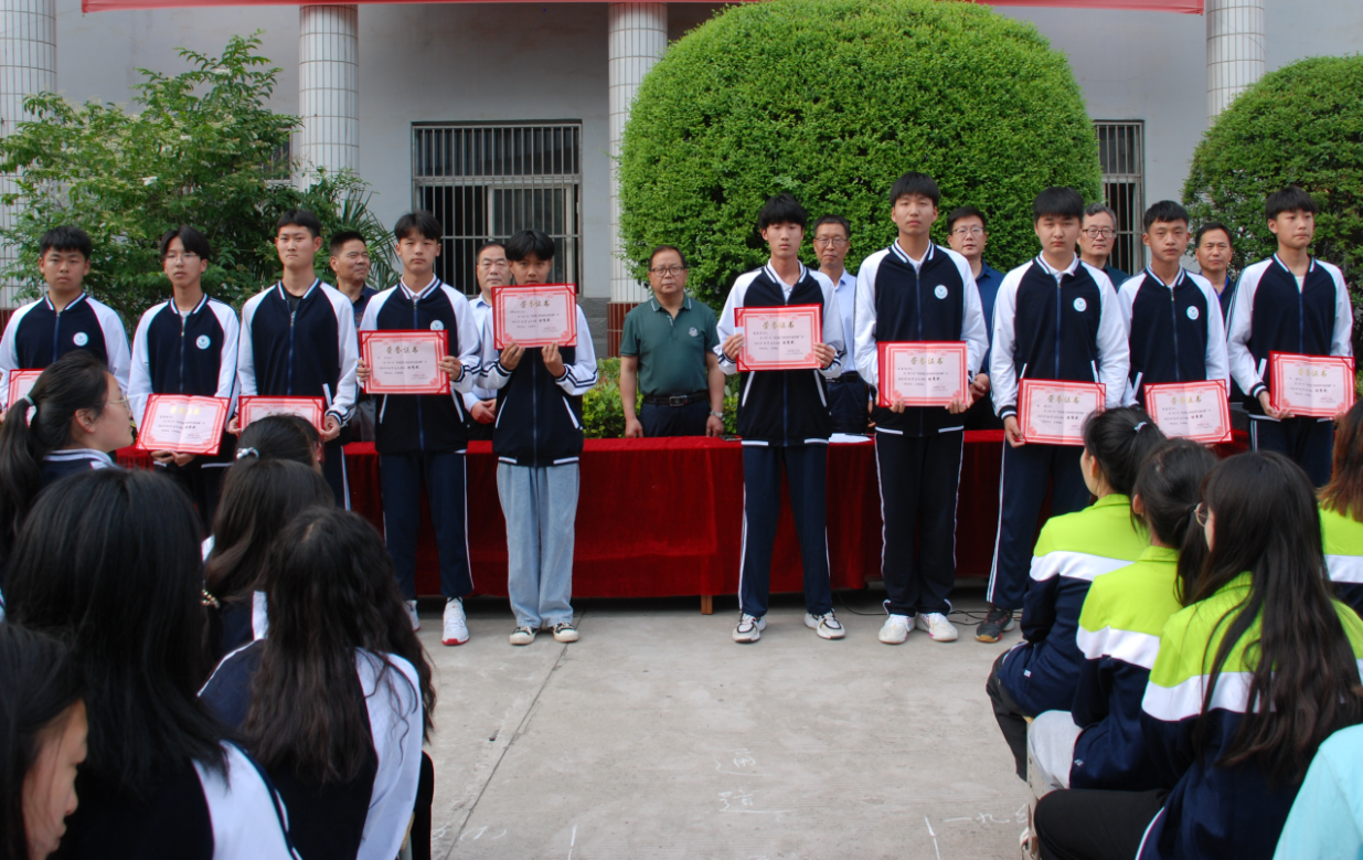 图片4.png 图片4.png