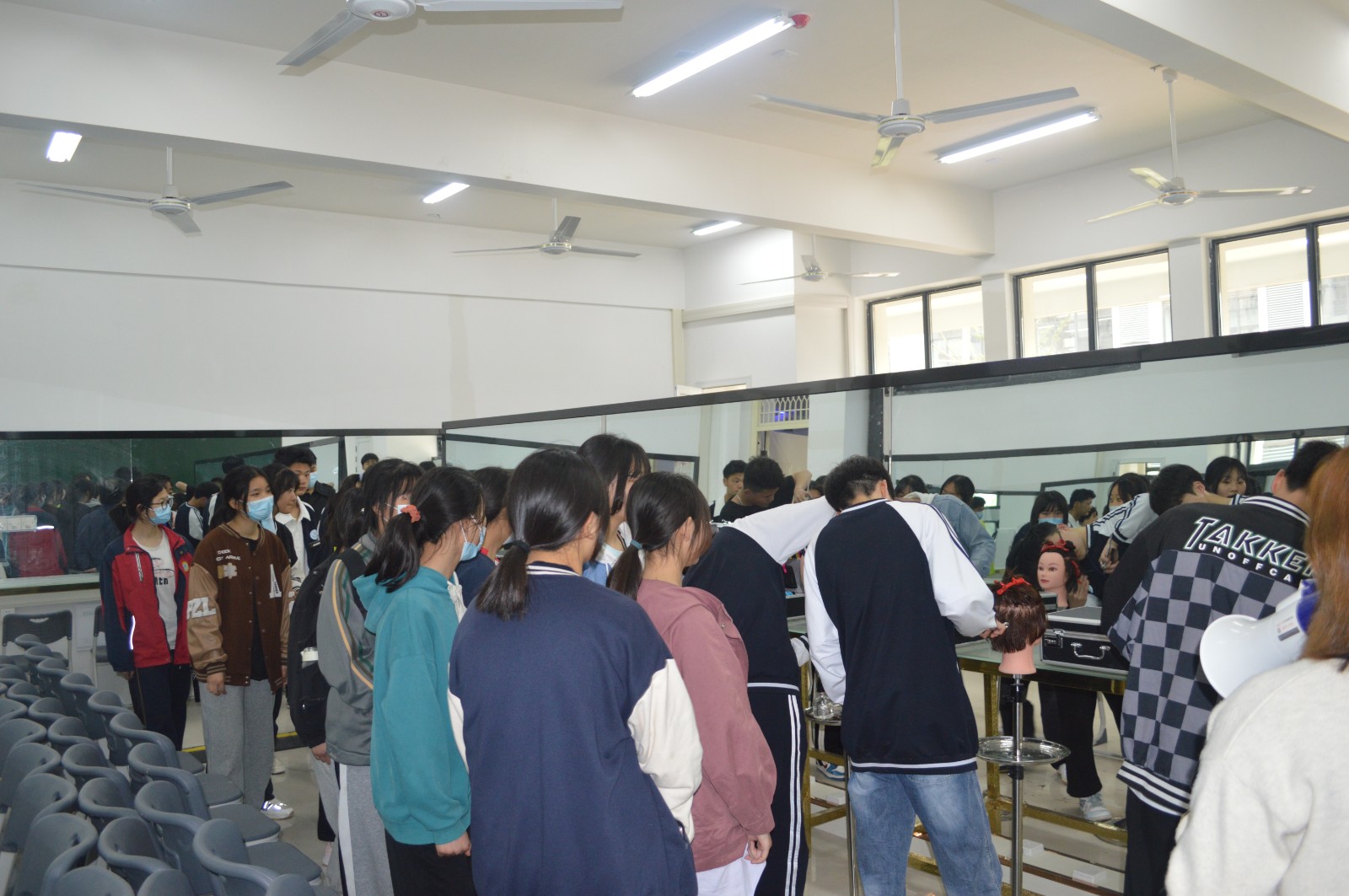 图片8.jpg 图片8.jpg