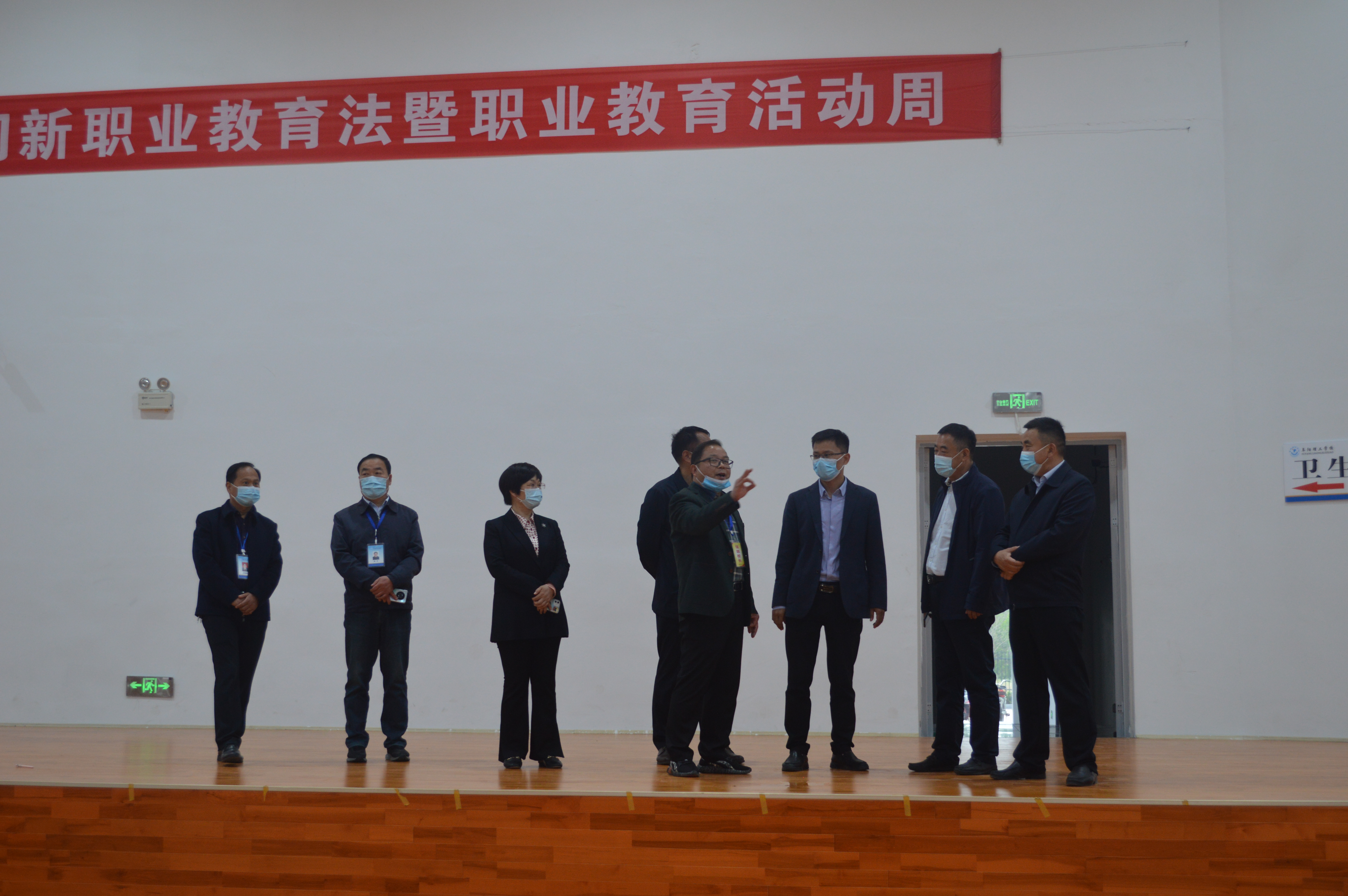 图片4.jpg 图片4.jpg
